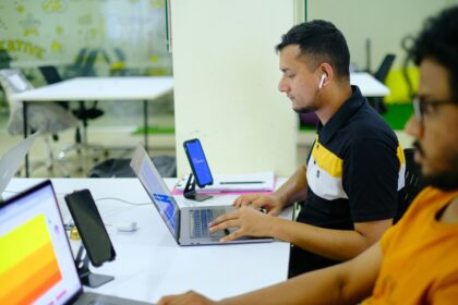 Guru dan siswa Indonesia berkolaborasi membuat game edukasi menggunakan perangkat digital