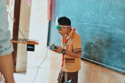 Papan Interaktif Digital (PID) untuk mendukung pembelajaran siswa Indonesia di ruang kelas modern