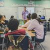 Apakah PID efektif untuk pembelajaran: guru dan siswa belajar menggunakan teknologi interaktif di kelas modern
